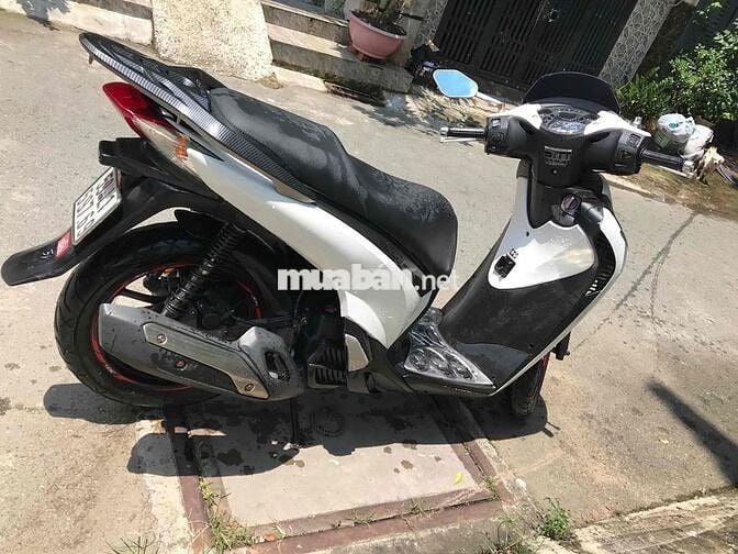 XE GIA ĐÌNH SỬ DỤNG SH150i-ÁO Ý-KHÓA SMAKEY