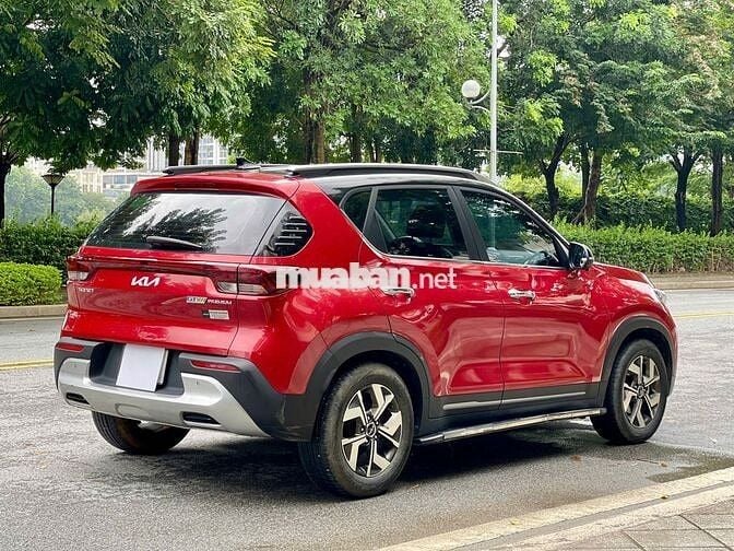Kia Sonet 2023 Premium 1.5 AT - 35000 km
