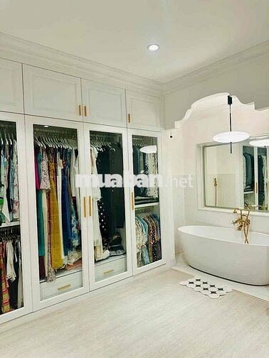 NHÀ 5 TẦNG HIỆN ĐẠI, FULL NỘI THẤT CAO CẤP,GẦN KHU NAM LONG-Q7