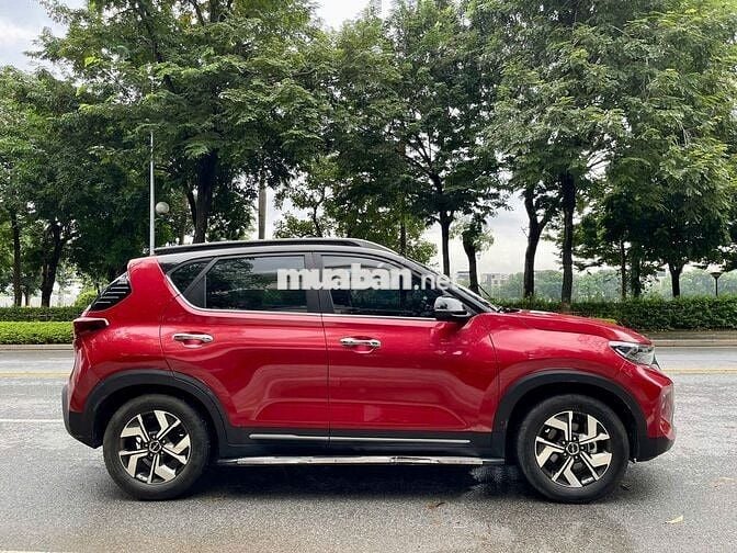 Kia Sonet 2023 Premium 1.5 AT - 35000 km