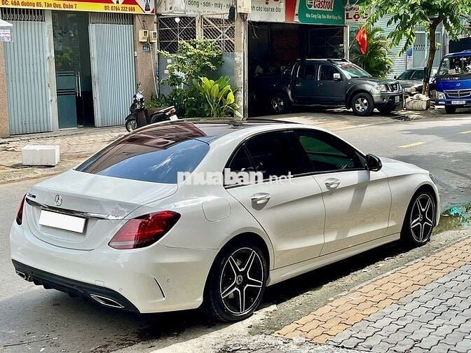 Mercedes C300 AMG 2021 - 1 chủ từ đầu