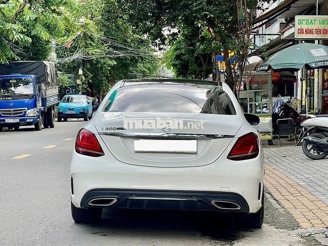 Mercedes C300 AMG 2021 - 1 chủ từ đầu