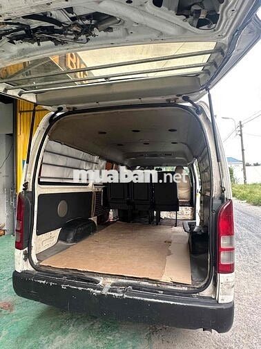 Toyota Hiace 2007 - 200000 km