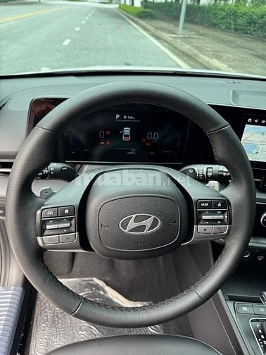 Cần bán Hyundai Acent 1.5AT (đặc biệt) mode 2025 mới khét