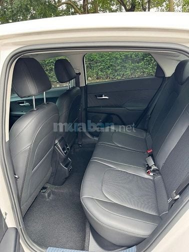 Cần bán Hyundai Acent 1.5AT (đặc biệt) mode 2025 mới khét