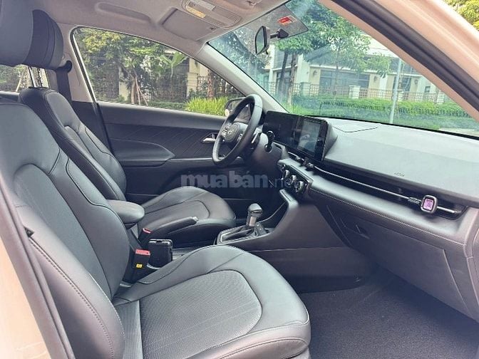 Cần bán Hyundai Acent 1.5AT (đặc biệt) mode 2025 mới khét
