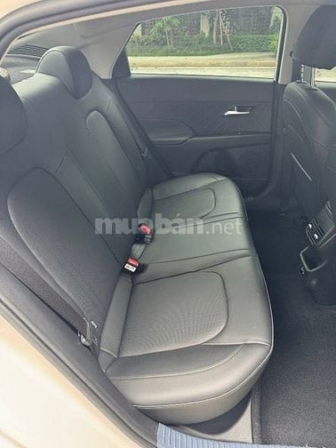 Cần bán Hyundai Acent 1.5AT (đặc biệt) mode 2025 mới khét