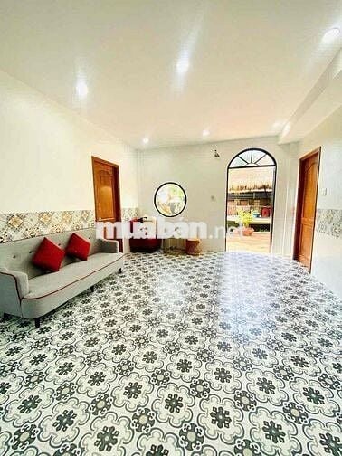 🌻CHO THUÊ BIỆT THỰ SÂN VƯỜN 380M2 MỚI FULL NỘI THẤT CAO CẤP