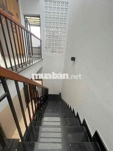 Nhà Ngộp- Bán Nhanh - Ưu Tiên Khách ua Nhanh