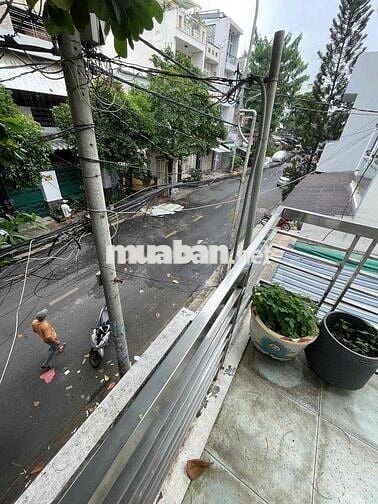 NGUYÊN CĂN  MẶT TIỀN  TÂN PHÚ (4 PHÒNG ) CÓ SÂN THƯỢNG