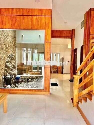 Biệt Thự : Full Nội Thất Cao Cấp , 3 Tầng Mới Đẹp