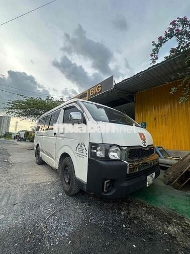 Toyota Hiace 2007 - 200000 km