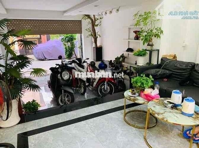 Nhà Ngộp- Bán Nhanh - Ưu Tiên Khách ua Nhanh