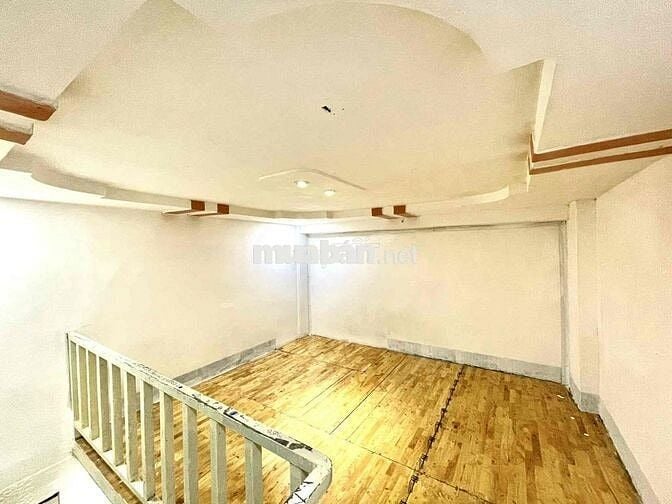 DÃY TRỌ 1 TRỆT 1 LẦU - GÁC CAO 2M GẦN CẦU NGUYỄN TRI PHƯƠNG Q5 Q10 Q8