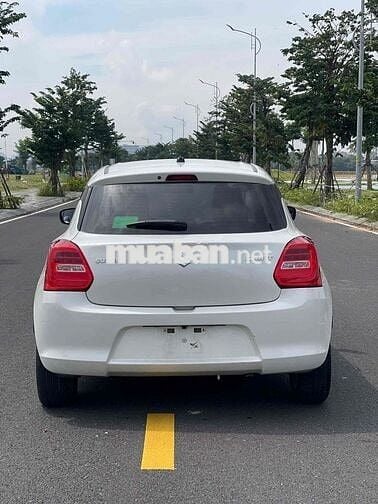 SUZUKI SWIFT 2022 - MÀU TRẮNG - ODO : 34.000KM