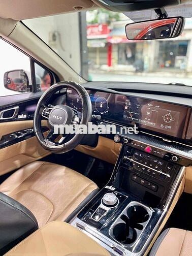 Kia Carnival 2022 2.2D Premium 8 chỗ Cực đẹp