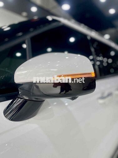 Kia Carnival 2022 2.2D Premium 8 chỗ Cực đẹp