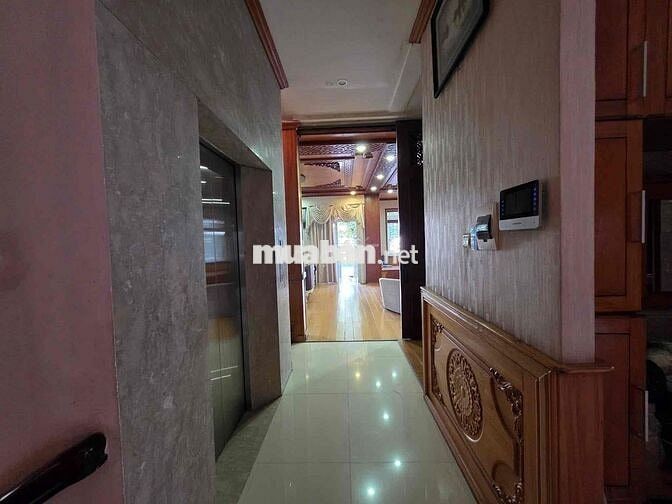 Cho thuê biệt thự lô góc Chánh Nghĩa, Thủ Dầu Một - Diện tích: 15 x 20
