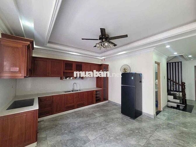 CHO THUÊ NHÀ MẶT TIỀN BÙI THỊ XUÂN FULL NỘI THẤ RẺ NHẤT KHU