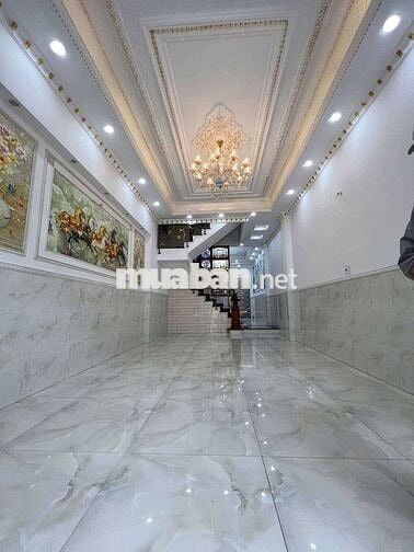 Cần bán Nhà mt kinh doanh đa ngành nghề khu đang phát triển mạnh