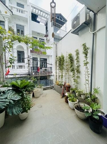 Bán nhà CMT8 P5 Q.Tân Bình, ô tô ngủ trong nhà, 3,5m x 17,5m - 8,6 tỉ
