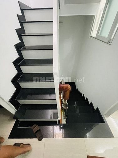 Bán nhà CMT8 P5 Q.Tân Bình, ô tô ngủ trong nhà, 3,5m x 17,5m - 8,6 tỉ