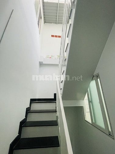 Bán nhà CMT8 P5 Q.Tân Bình, ô tô ngủ trong nhà, 3,5m x 17,5m - 8,6 tỉ
