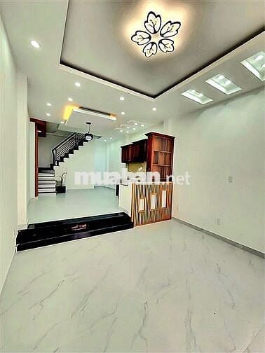 Cực Hiếm! Bán Gấp Nhà MTKD 2 Tầng 40m2- Ngay Phan Đăng Lưu- Nhỉnh 6 tỷ