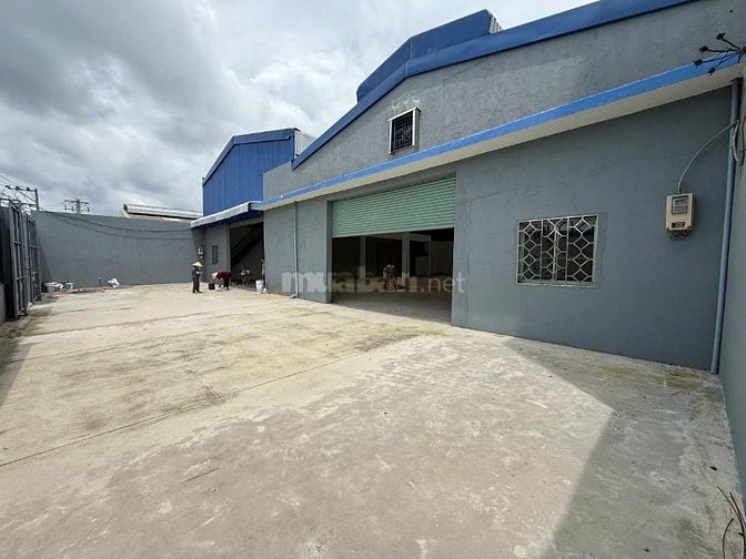 Cho thuê kho 800m2 Võ Văn Vân , Bình Chánh , giá : 55tr/TH, điện 3 pha
