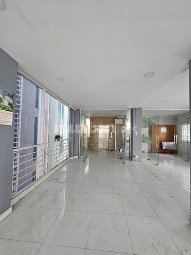 Cho thuê Mbkd 330m2 căn góc MẶT TIỀN Phố THỜI TRANG Nguyễn Trãi