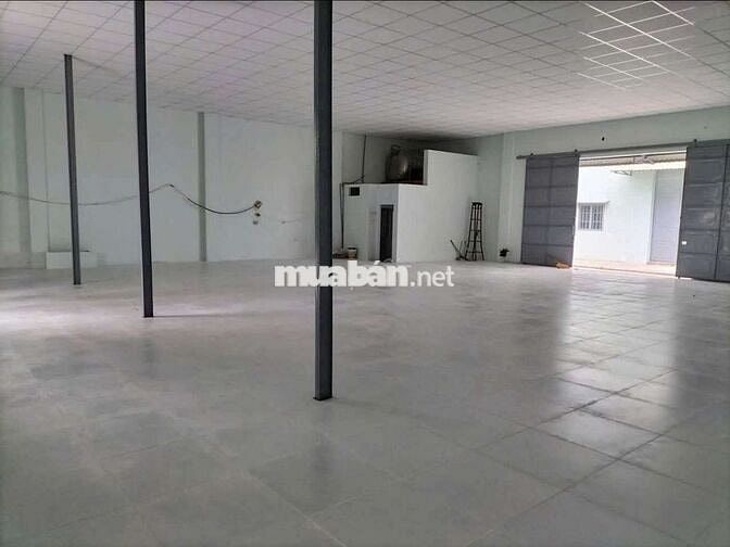 CHO THUÊ KHO,XƯỞNG 280M² GIÁ 20TR/T, Đ XE CÔNG PHAN VĂN HỚN