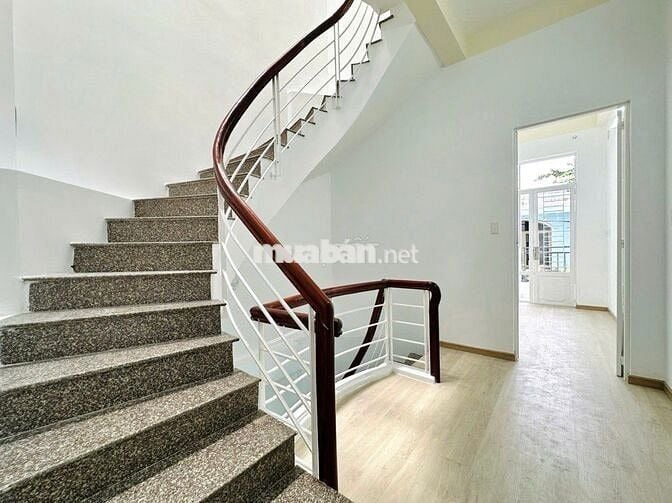 HXHTHẲNG 1 TRỤC - 52M2 - NGUYỄN XÍ, BT - 3 TẦNG BTCT - NHỈN 8.x T.Ỷ