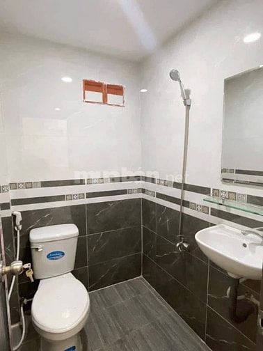 Cuối Lê Đình Cẩn, Nhà SHR, Hẻm 1/, chỉ 1 tỷ 8 còn thương lượng !!!