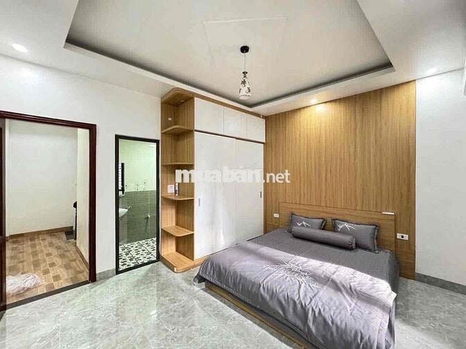 Phố Văn Phú, Hà Đông  32m 5T 6,5 tỷ 50m ra ôtô tránh .