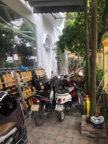 Cho thuê tầng 1 biệt thự cũ ngõ 67 Tô Ngọc Vân 