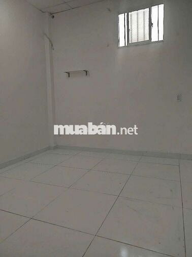 Nhà nguyên căn, 3PN,2Wc, đường Nguyễn Thị kiểu