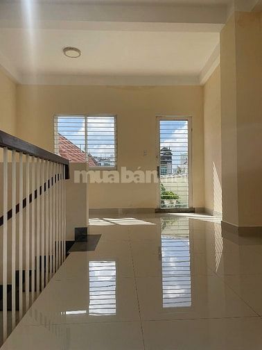 ⭐️Nhà 3 Lầu DT:4,4x14m đẹp Cao cấp hẻm Nguyễn Đình Chính, P15.