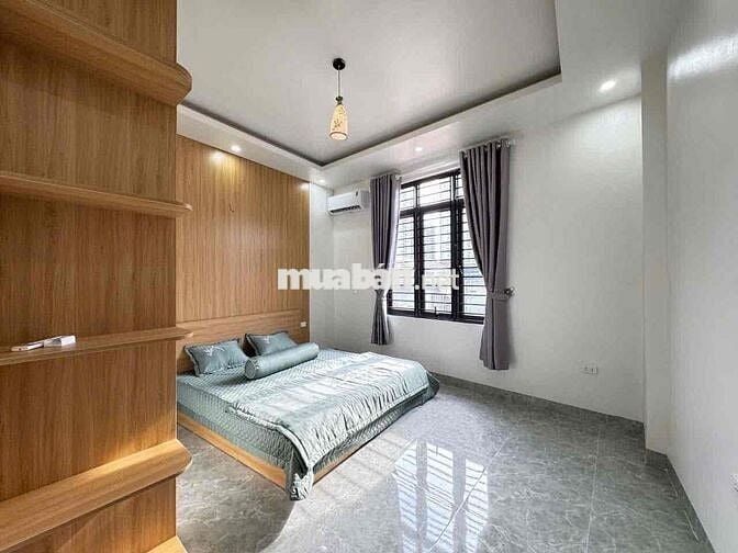 Phố Văn Phú, Hà Đông  32m 5T 6,5 tỷ 50m ra ôtô tránh .