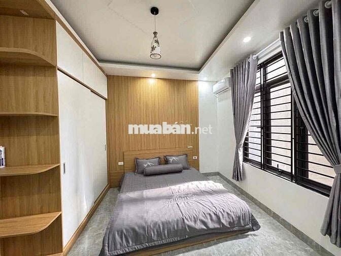 Phố Văn Phú, Hà Đông  32m 5T 6,5 tỷ 50m ra ôtô tránh .