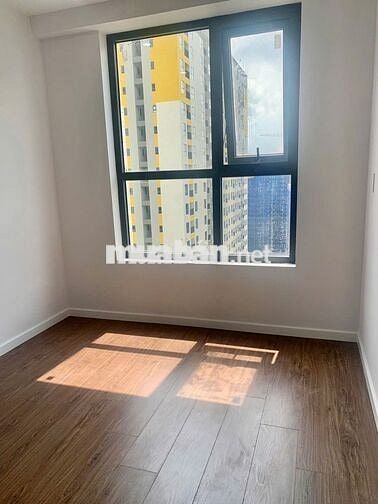 Cho Thuê Căn 2PN 2WC Bcons City sát Làng Đại Học Tháp view phố đi bộ