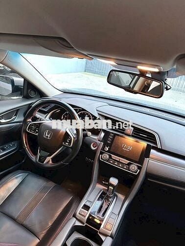 Honda Civic 2020 RS - 32000 km