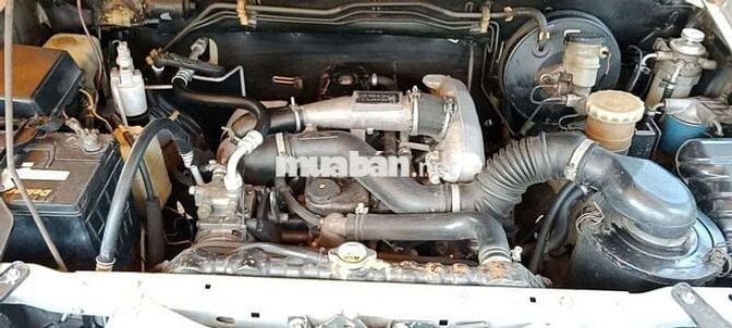 2005 V-spec X-treme 2.5 AT - 200000 km