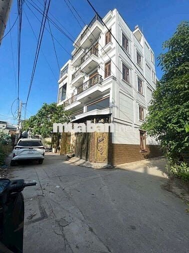 Căn Góc 2MT ngay Bờ Kênh Tham Lương