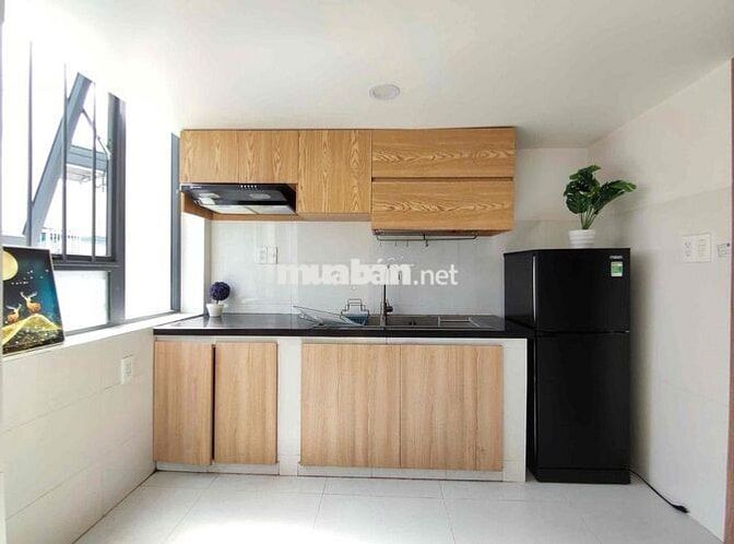 Cho thuê Căn Duplex/ cửa sổ thoáng khu Bàu Cát gần đại học Văn Hiến