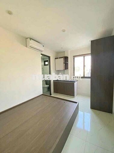 CCMN 7 tầng thang máy !14 phòng full kín,Dòng tiền 75tr/tháng