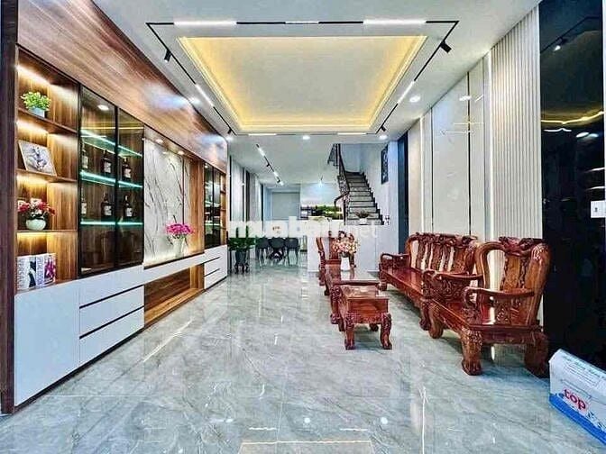 CHO THUÊ SIÊU PHẨM NHÀ PHỐ FULL NT XỊN XÒ 4PN PHẠM VĂN CHIÊU P9 GÒ VÂP