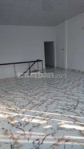 Cho thuê nhà nguyên căn mặt tiền Nguyễn Tất Thành,Phước Long,Nha Trang