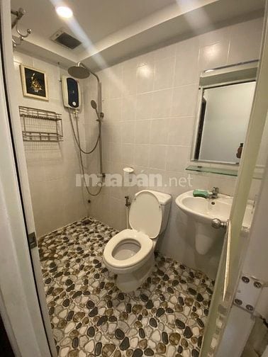 Bán Căn Hộ Bàu Cát II - Chính Chủ, Tầng Cao, Nhà Mới Đẹp, Giá 2.7 Tỷ