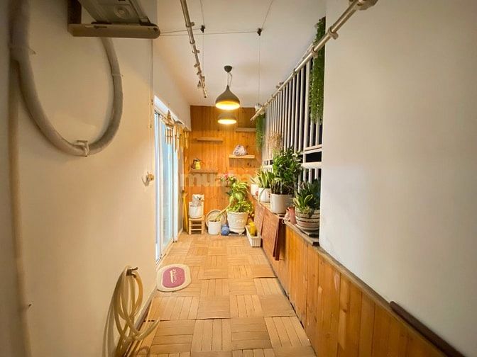 Bán Căn Hộ Bàu Cát II - Chính Chủ, Tầng Cao, Nhà Mới Đẹp, Giá 2.7 Tỷ