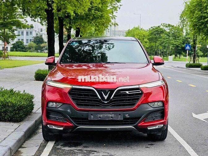 VinFast Lux SA2.0 2020 2.0 AT - 70000 km